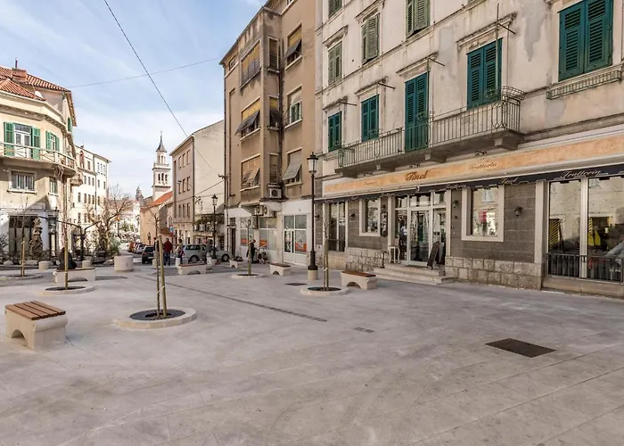 Studio Apartments Insula